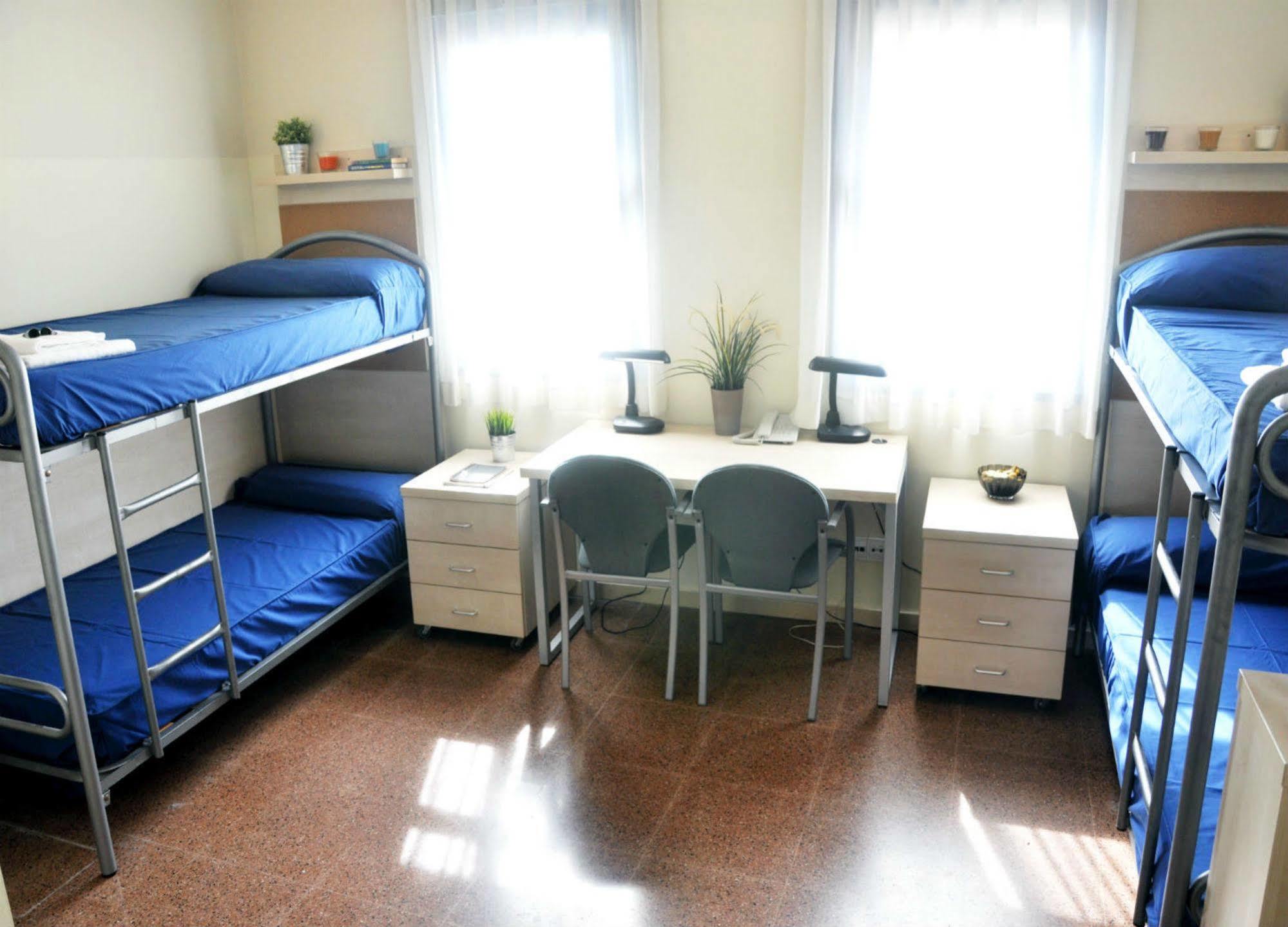 Apartment Residencia Universitaria Resa Blas De Otero