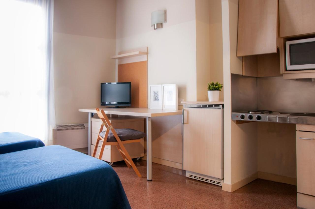 Residencia Universitaria Resa Blas De Otero Apartment Bilbao