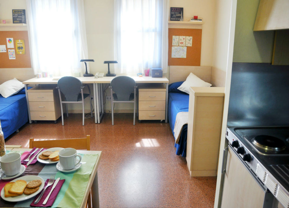 Residencia Universitaria Resa Blas De Otero *