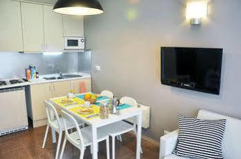 Residencia Universitaria Blas De Otero *
